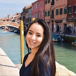 Meet your Posher, Alida